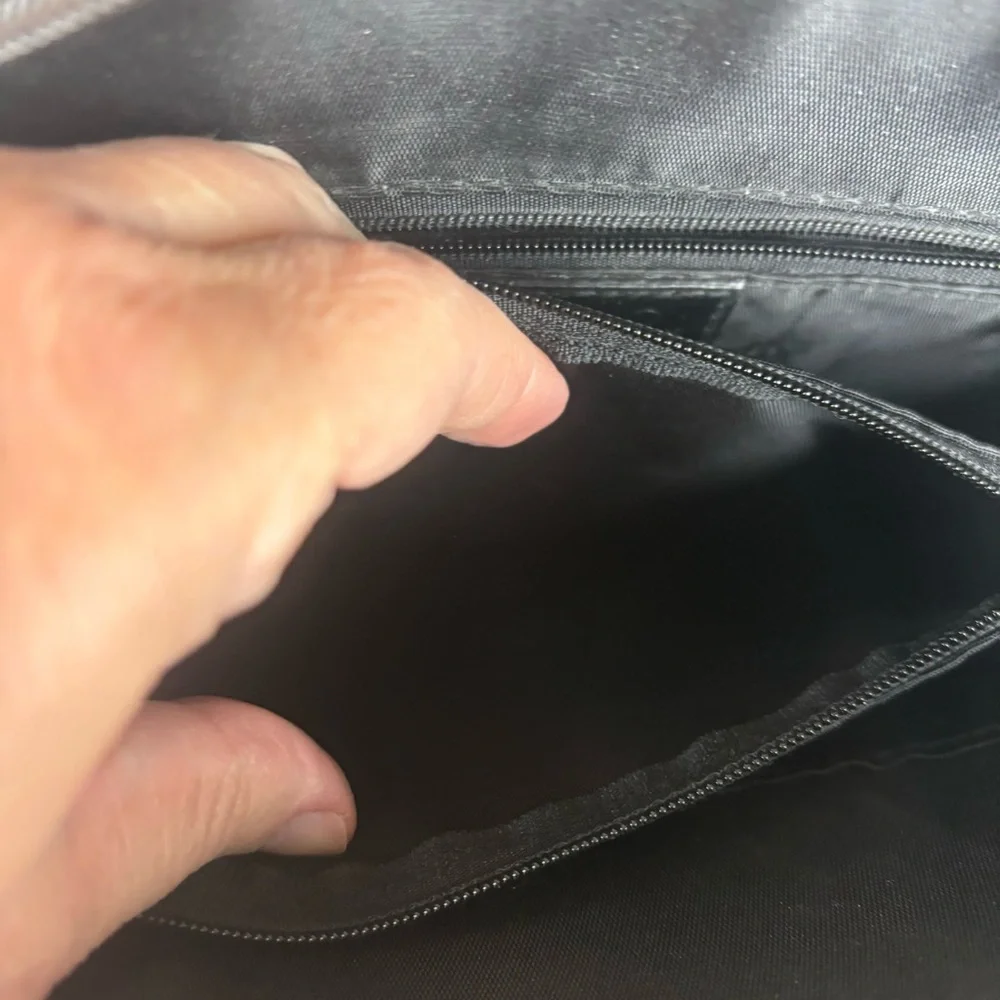 Beijo Paris Convertible Backpack/shoulder Bag-Brown patent and chocolate - Picture 12 of 15